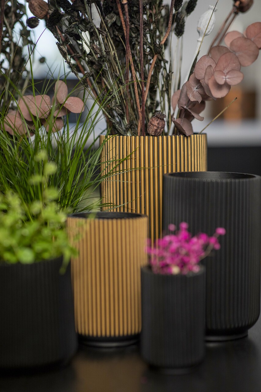 Vaas Hoog Groove Zwart Goud Vaas Hoog Groove Zwart Goud